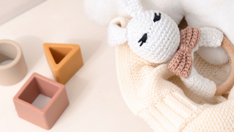 the best teething essentials dummies pacifiers teethers