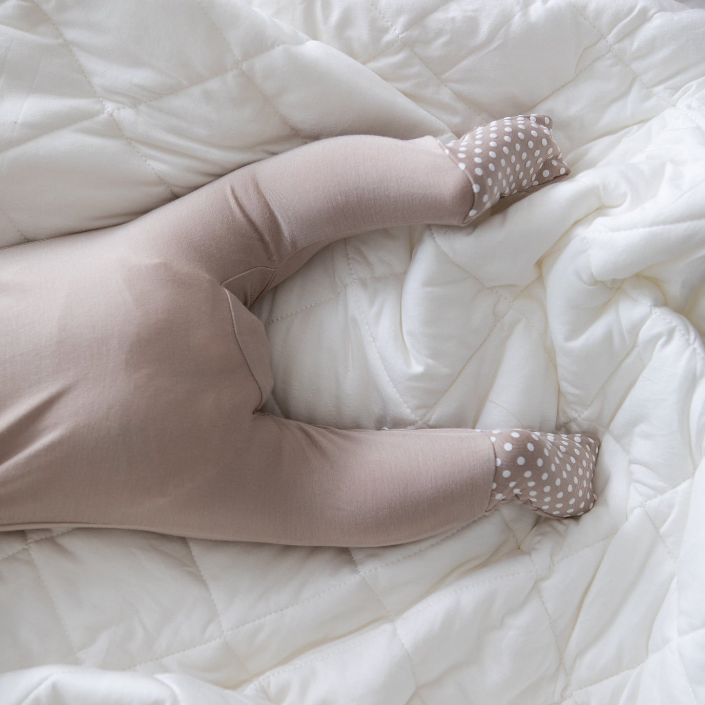 Anvi Baby - Two-Way Zipper Sleepsuit Set of 3 (Lilac, White, Mocha) - baby legs