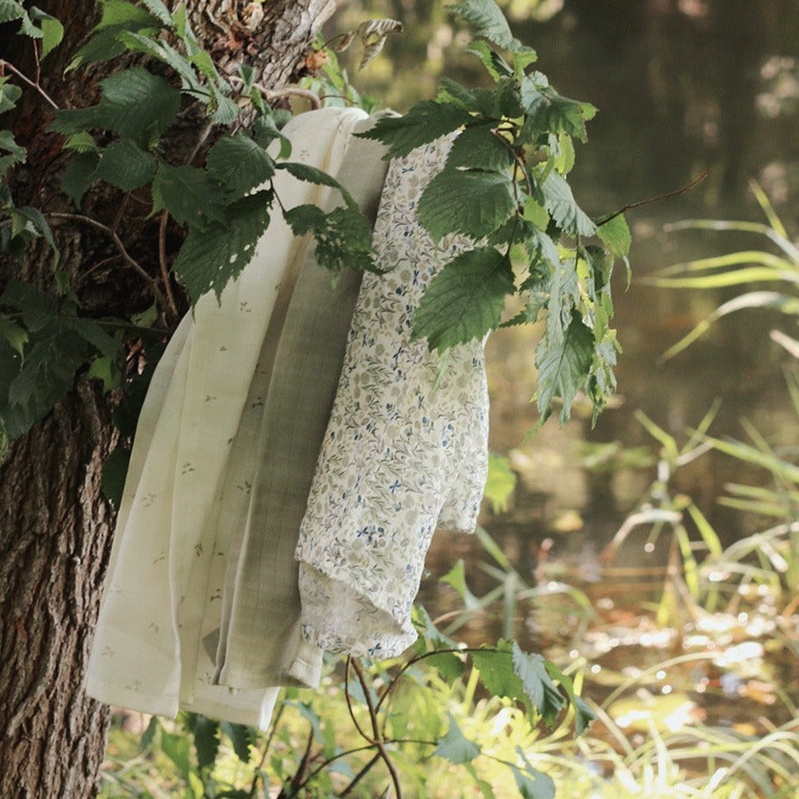 Avery Row - Muslin Squares (Riverbank) - in woods