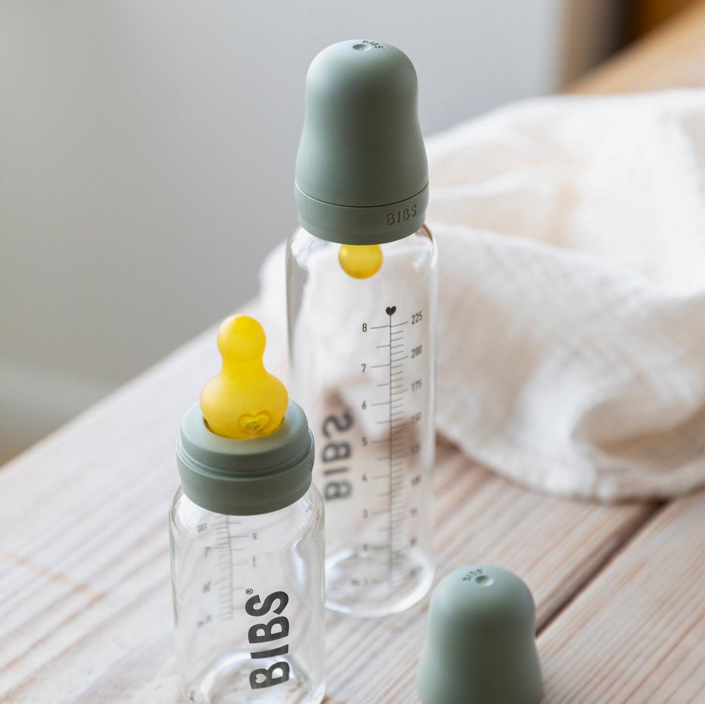 BIBS baby bottle SAGE 225ml - little large table - latex nipple baby bottles