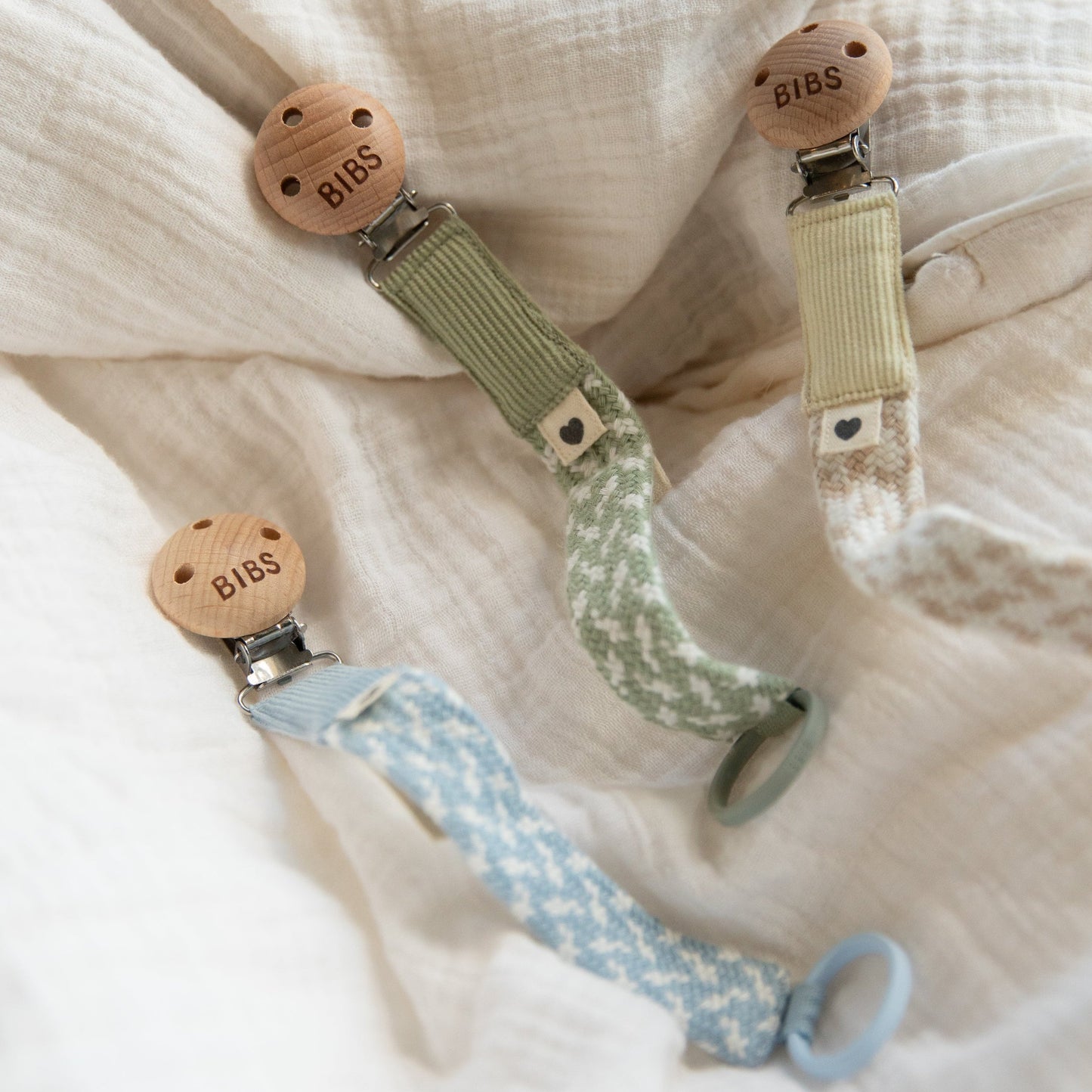 BIBS dummy clip - braided ivory & sage - group