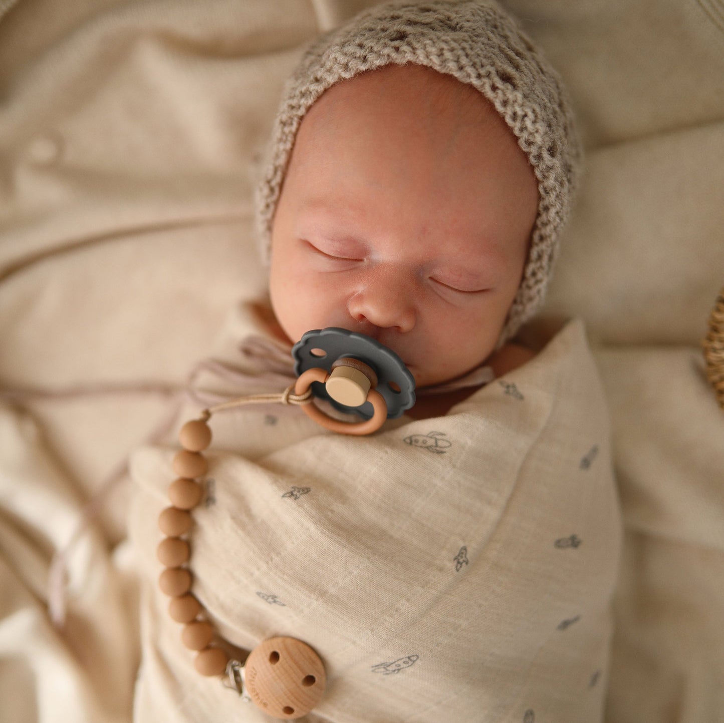 FRIGG Dummies - Daisy Aurora - newborn baby - best dummy - best dummy for breastfed baby - frigg dummy