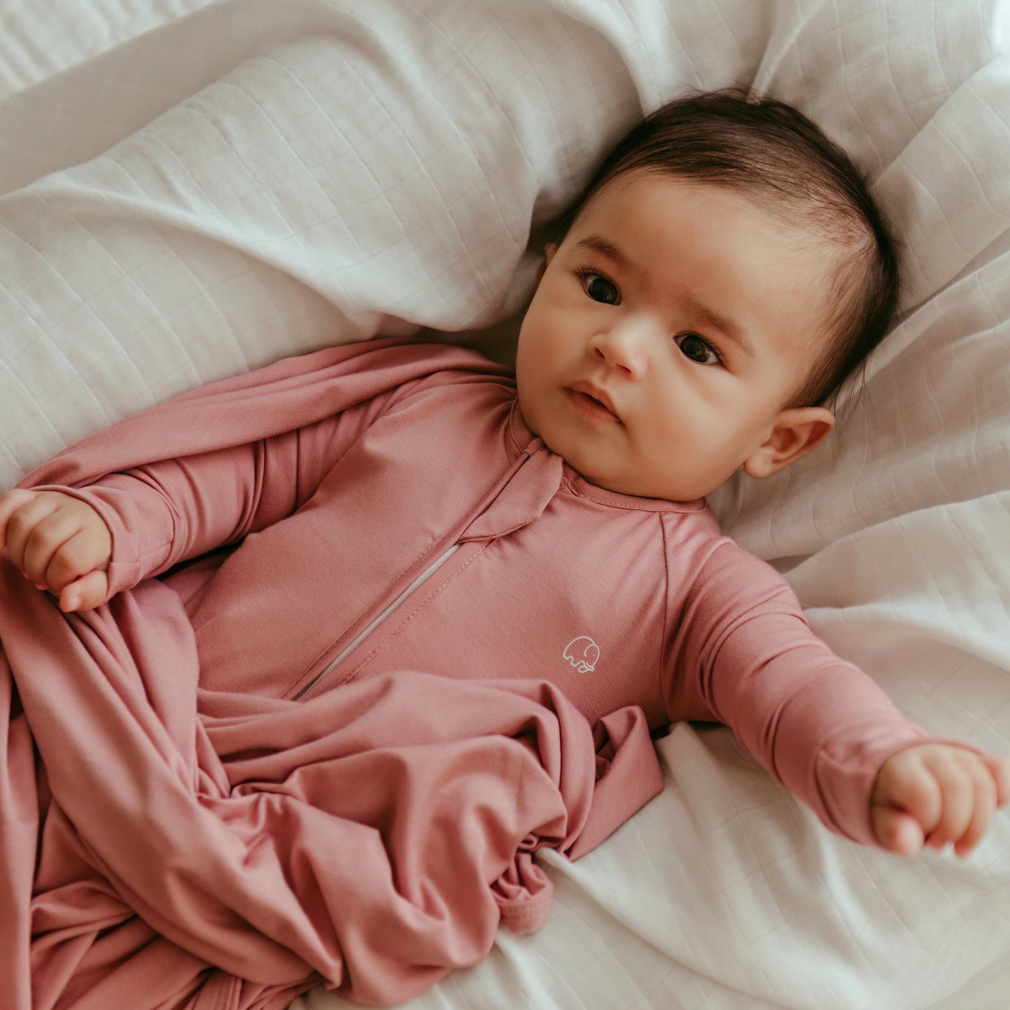 Anvi Baby - Newborn Swaddle, Hat & Sleepsuit Set (Lilac) - baby