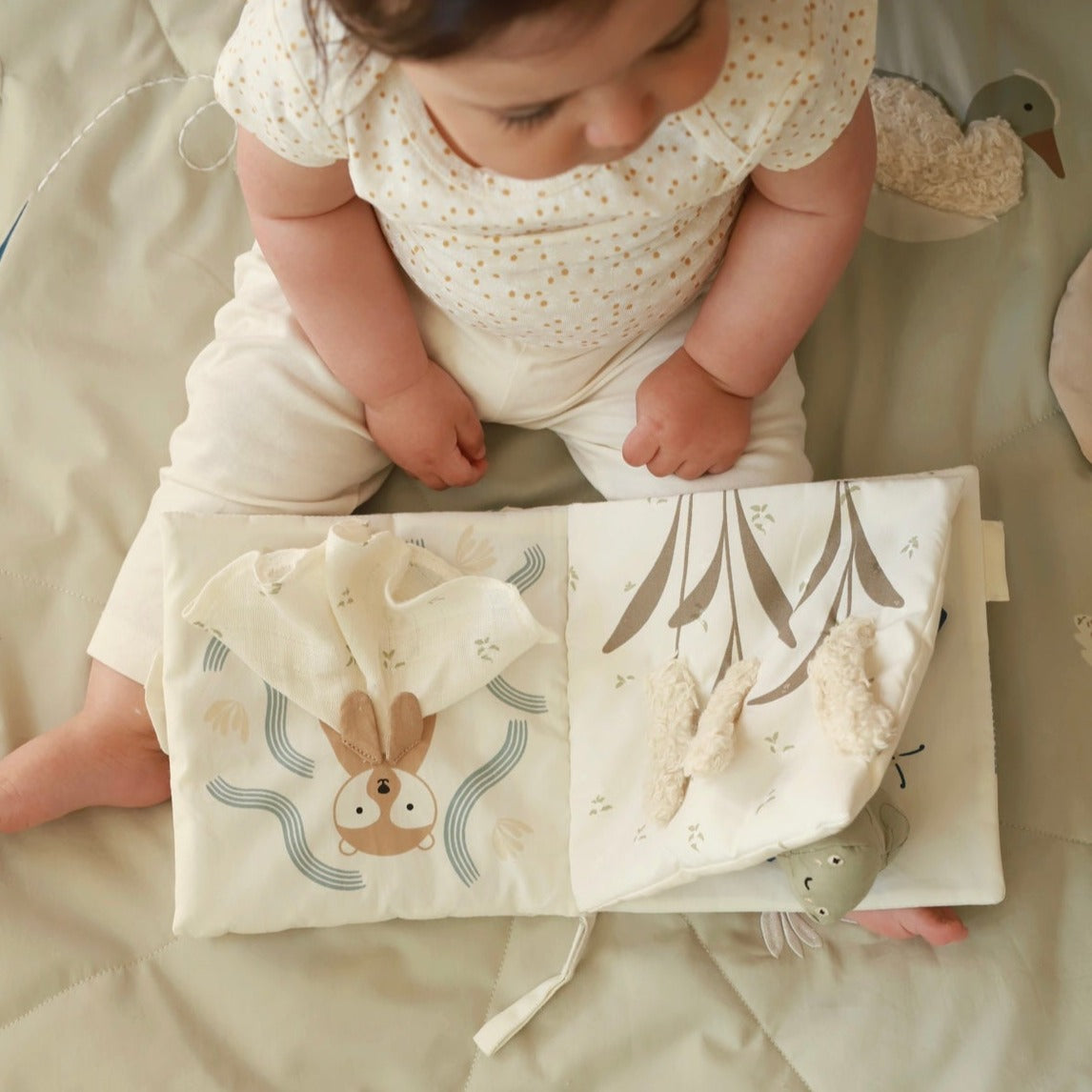 Avery Row - Fabric Book (Riverbank) - birds eye view