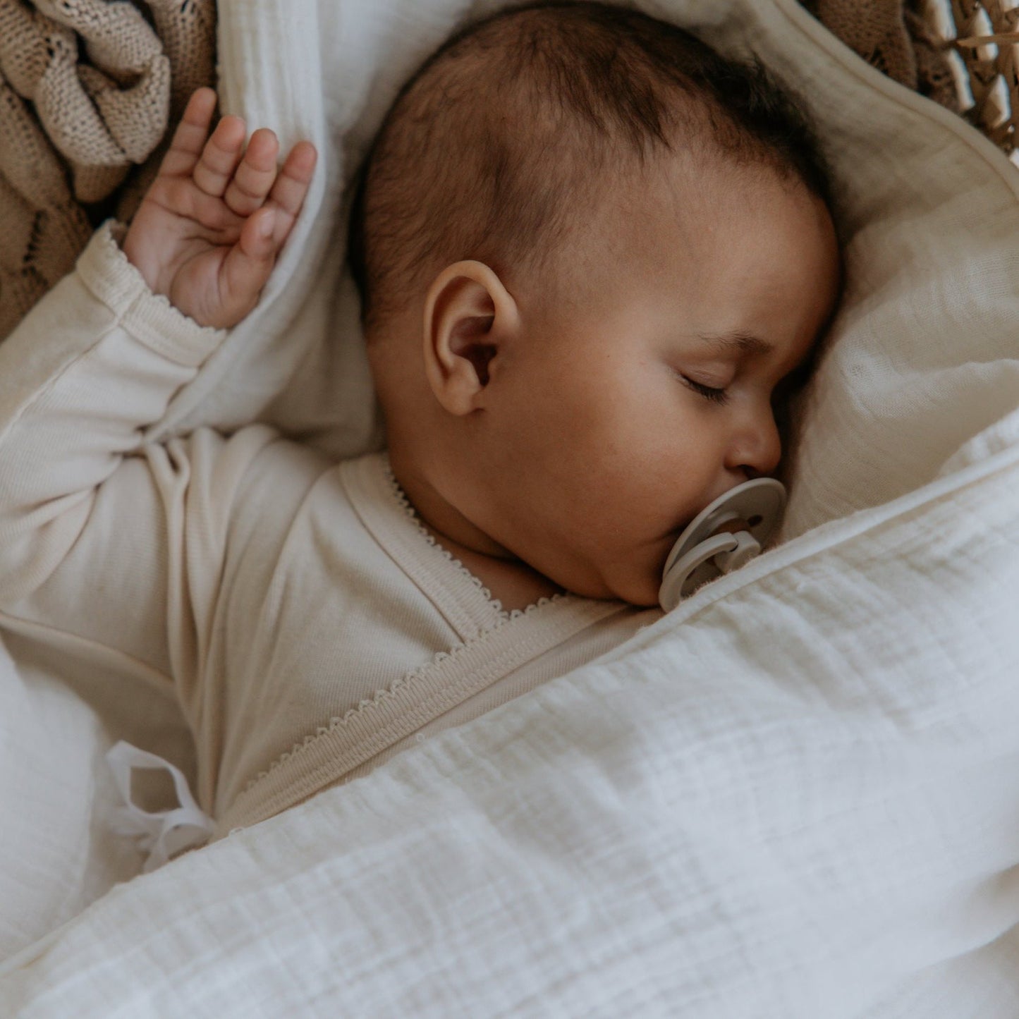 BIBS colour dummies - ivory sleep - best baby dummy - dummies for baby - organic dummy