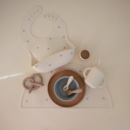 Mushie - Baby Silicone Bib - Pretzel - mat and beige accessories - toddler weaning table mat